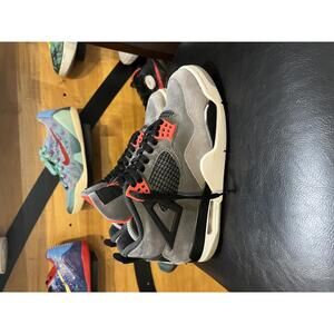 Air Jordan 4 Retro 'Infrared'